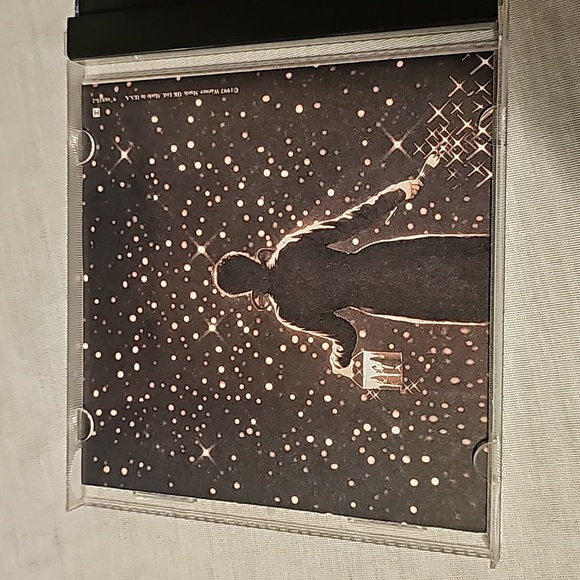 Paint the sky with stars: the best of Enya music cd - Picture 4 of 4